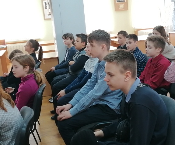 3 горького