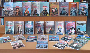 лг300